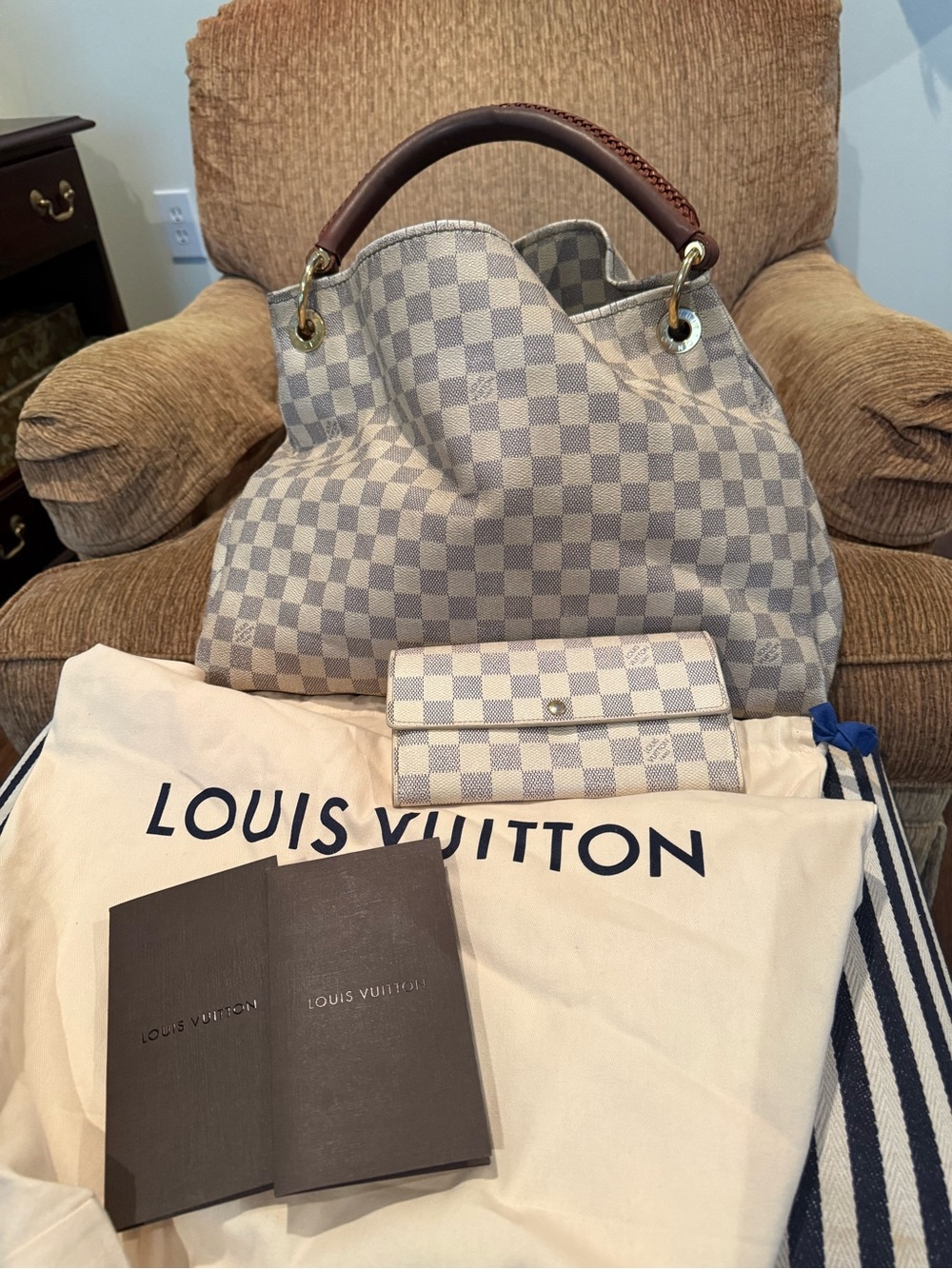 Louis Vuitton Artsy MM Damier Azur Handbag + Sarah Wallet Bundle